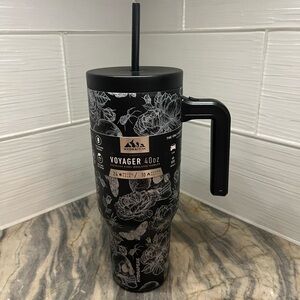 HydraPeak Black Wiccan Voyager 40 oz Steel Tumbler Handle Straw Floral Skull NEW